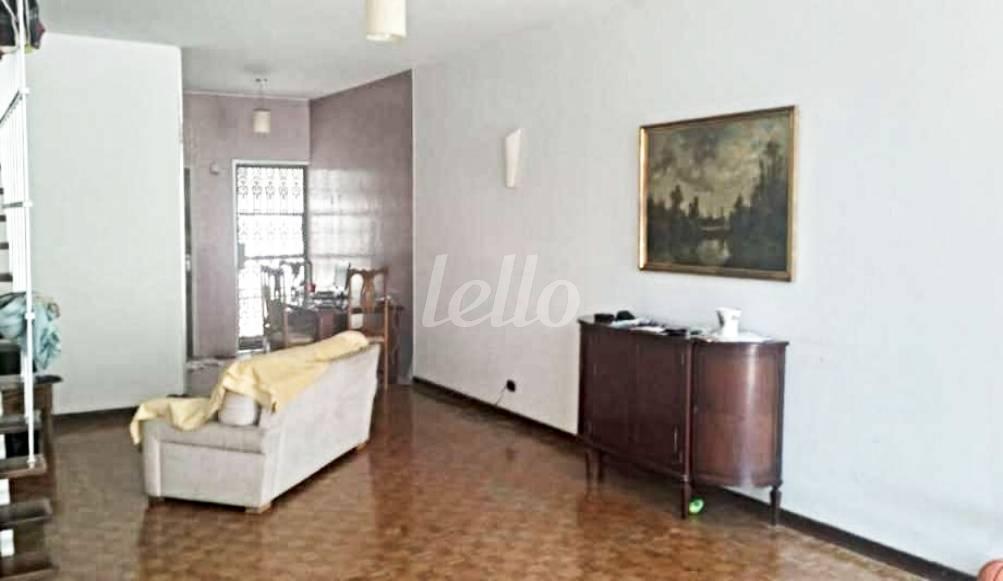 LIVING de Casa à venda, sobrado com 177 m², 3 quartos e 2 vagas em Chácara Santo Antônio - São Paulo