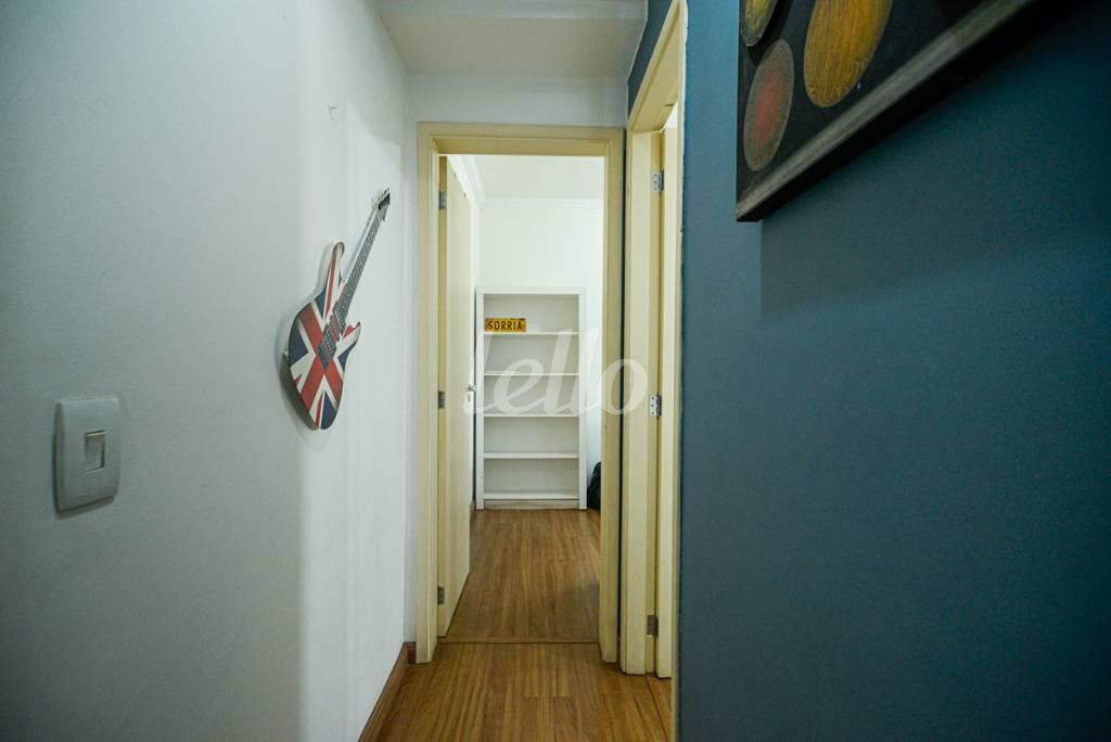 CORREDOR INTERNO de Apartamento à venda, Padrão com 76 m², 2 quartos e 1 vaga em Vila Zilda - São Paulo