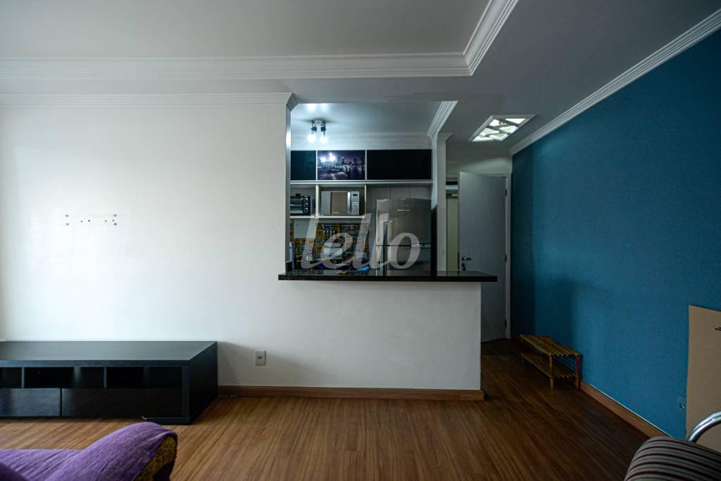 SALA DOIS AMBIENTES de Apartamento à venda, Padrão com 76 m², 2 quartos e 1 vaga em Vila Zilda - São Paulo