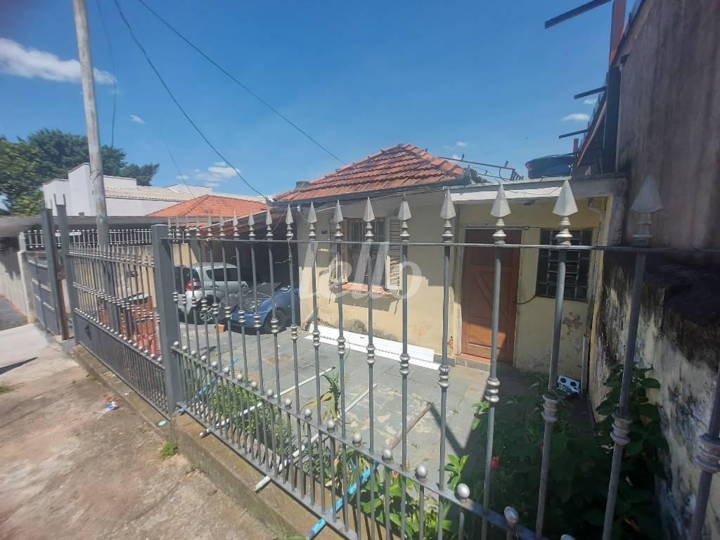 FACHADA de Área / Terreno à venda, Padrão com 248 m², e em Vila Isolina Mazzei - São Paulo