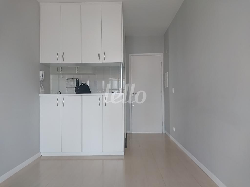 1-SALA de Apartamento para alugar, Padrão com 52 m², 2 quartos e 2 vagas em Vila Gomes Cardim - São Paulo