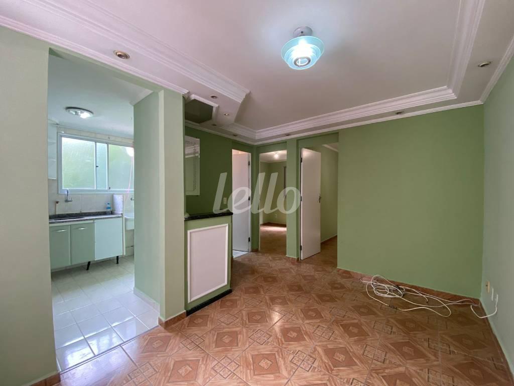 SALA de Apartamento para alugar, Padrão com 47 m², 2 quartos e 1 vaga em Santa Terezinha - São Bernardo do Campo