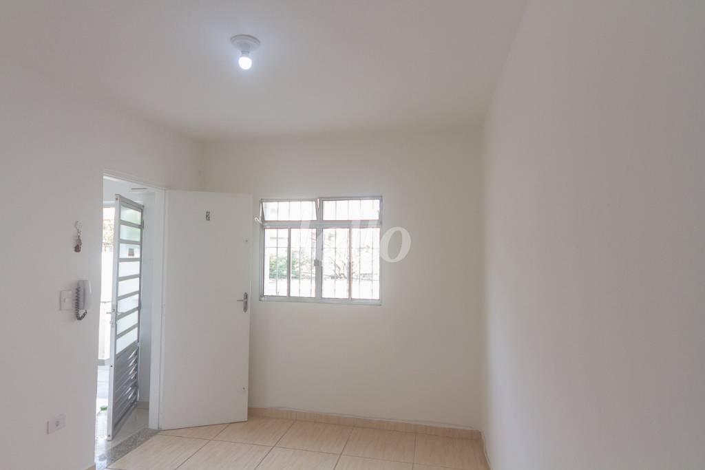 SALA de Apartamento para alugar, Padrão com 45 m², 2 quartos e em Vila Paulicéia - São Paulo