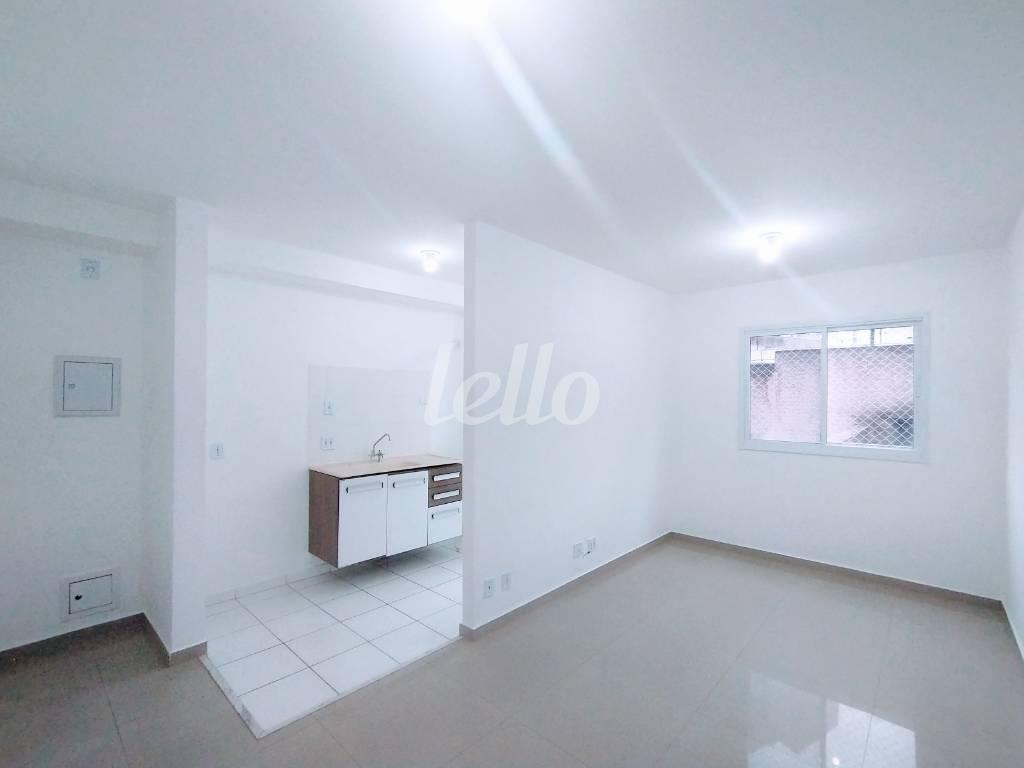 SALA de Apartamento para alugar, Padrão com 35 m², 1 quarto e em Quinta da Paineira - São Paulo
