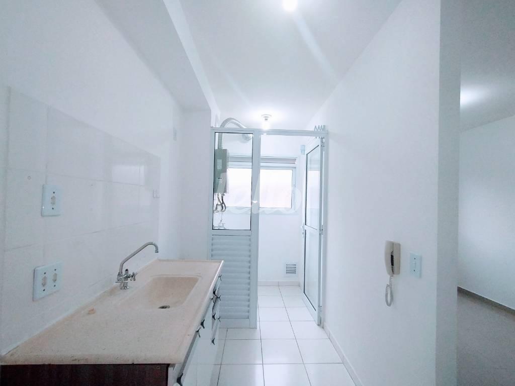 COZINHA de Apartamento para alugar, Padrão com 35 m², 1 quarto e em Quinta da Paineira - São Paulo