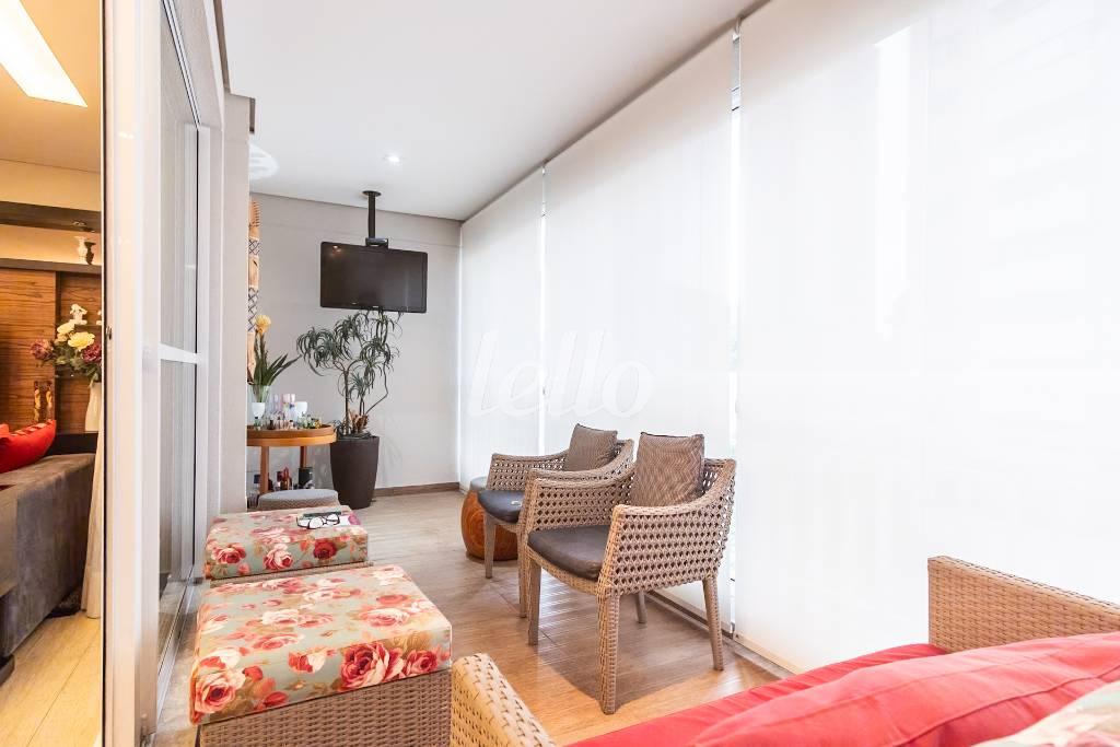 VARANDA de Apartamento à venda, Padrão com 132 m², 3 quartos e 2 vagas em Vila Prudente - São Paulo