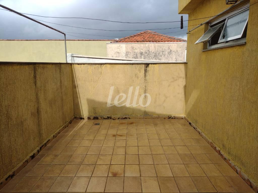 TERRAÇO de Casa à venda, térrea com 230 m², 4 quartos e 4 vagas em Ch Santo Antônio (ZL) - São Paulo