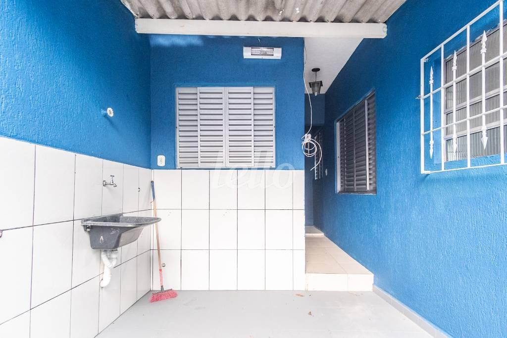 07AREA-DE-SERVICO_002 de Casa para alugar, térrea com 90 m², 3 quartos e 2 vagas em Vila Formosa - São Paulo