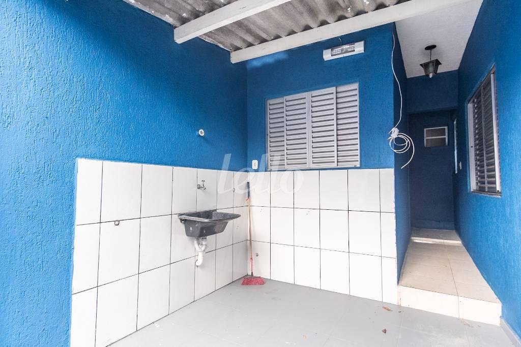 07AREA-DE-SERVICO_001 de Casa para alugar, térrea com 90 m², 3 quartos e 2 vagas em Vila Formosa - São Paulo