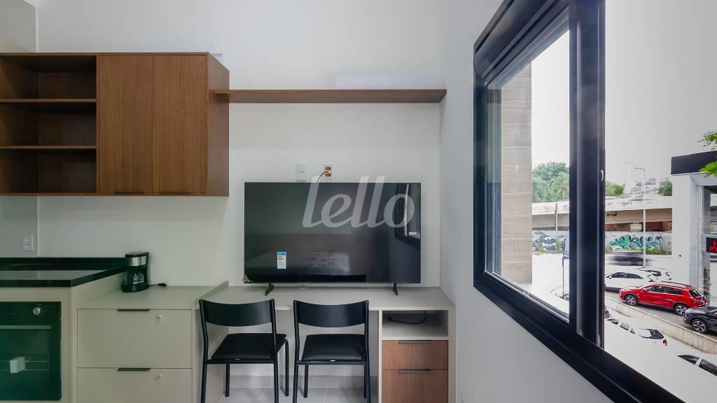 COZINHA de Apartamento para alugar, Padrão com 24 m², 1 quarto e em Vila Olímpia - São Paulo