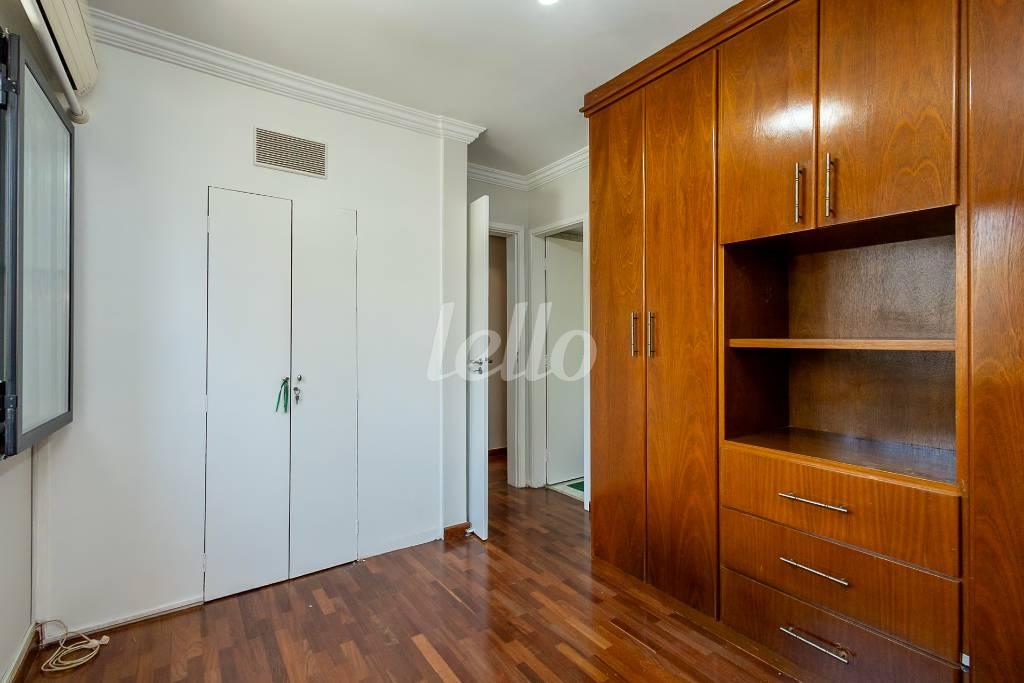SUITE 1 de Apartamento para alugar, Padrão com 93 m², 3 quartos e 2 vagas em Itaim Bibi - São Paulo