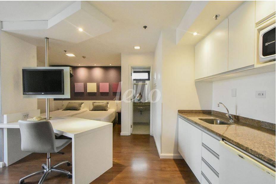 SALA de Apartamento à venda, Flat com 33 m², 1 quarto e 1 vaga em Vila Mariana - São Paulo