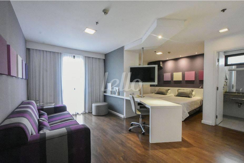 SALA de Apartamento à venda, Flat com 33 m², 1 quarto e 1 vaga em Vila Mariana - São Paulo