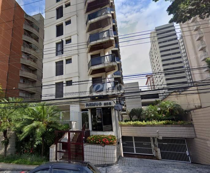 PREDIO de Apartamento à venda, Padrão com 142 m², 3 quartos e 2 vagas em Centro - Santo André
