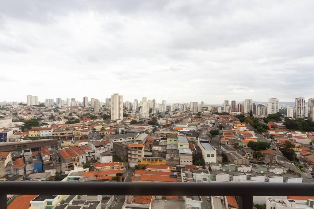 VISTA DA SACADA de Apartamento à venda, Padrão com 45 m², 2 quartos e 1 vaga em Vila Invernada - São Paulo