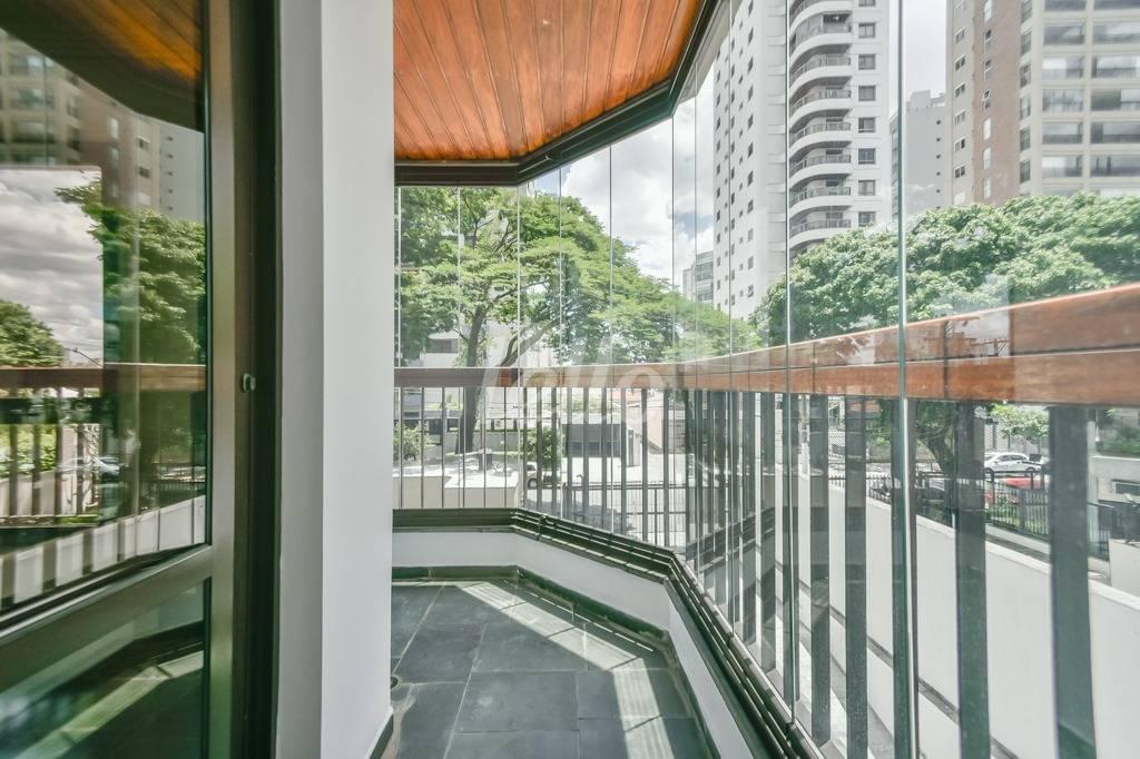 VARANDA de Apartamento à venda, Padrão com 217 m², 4 quartos e 3 vagas em Jardim da Saúde - São Paulo