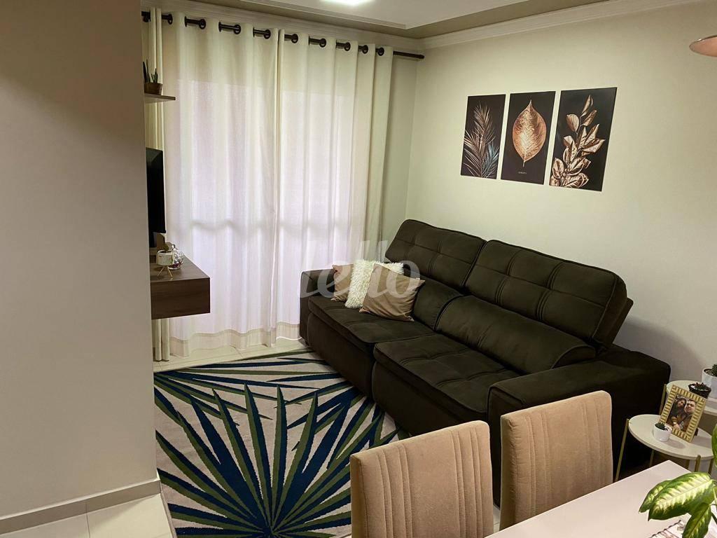 SALA de Apartamento à venda, Padrão com 54 m², 2 quartos e 1 vaga em Vila Luzita - Santo André