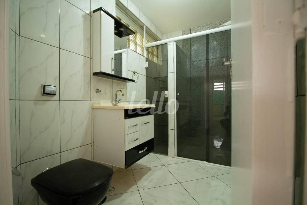 BANHEIRO SOCIAL de Apartamento para alugar, Padrão com 63 m², 2 quartos e 1 vaga em Cambuci - São Paulo