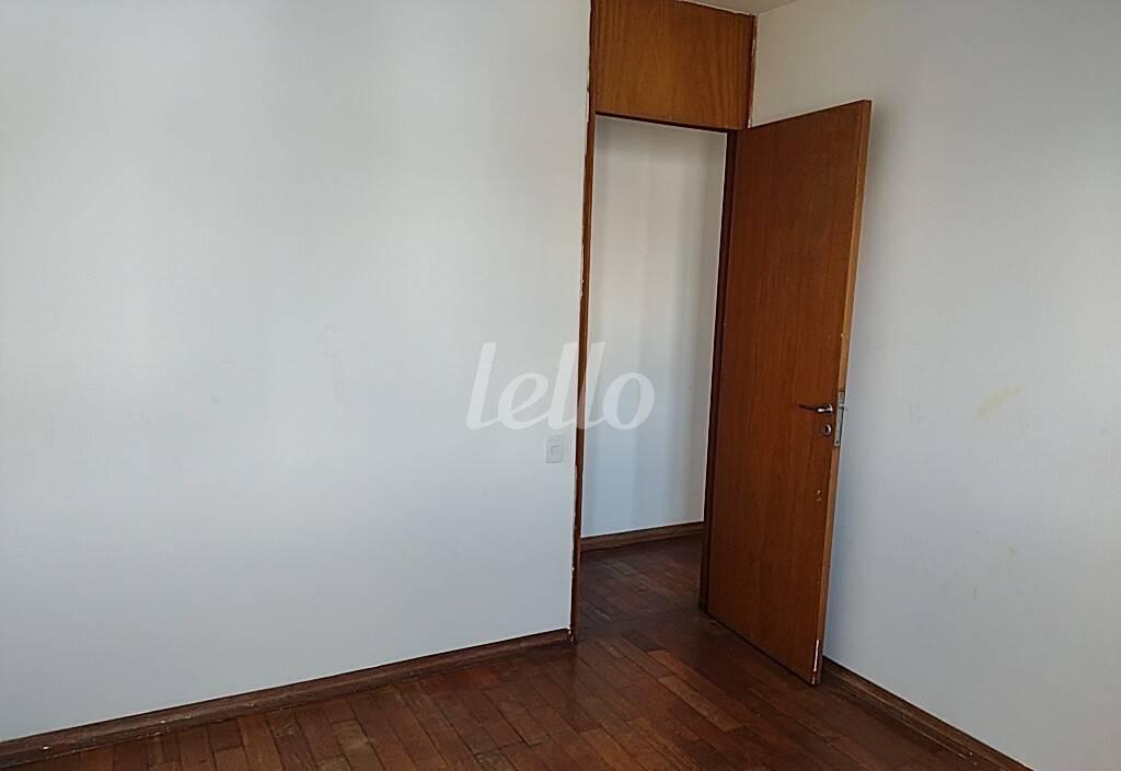 QUARTO 2 de Apartamento para alugar, Padrão com 65 m², 3 quartos e 1 vaga em Vila Graciosa - São Paulo