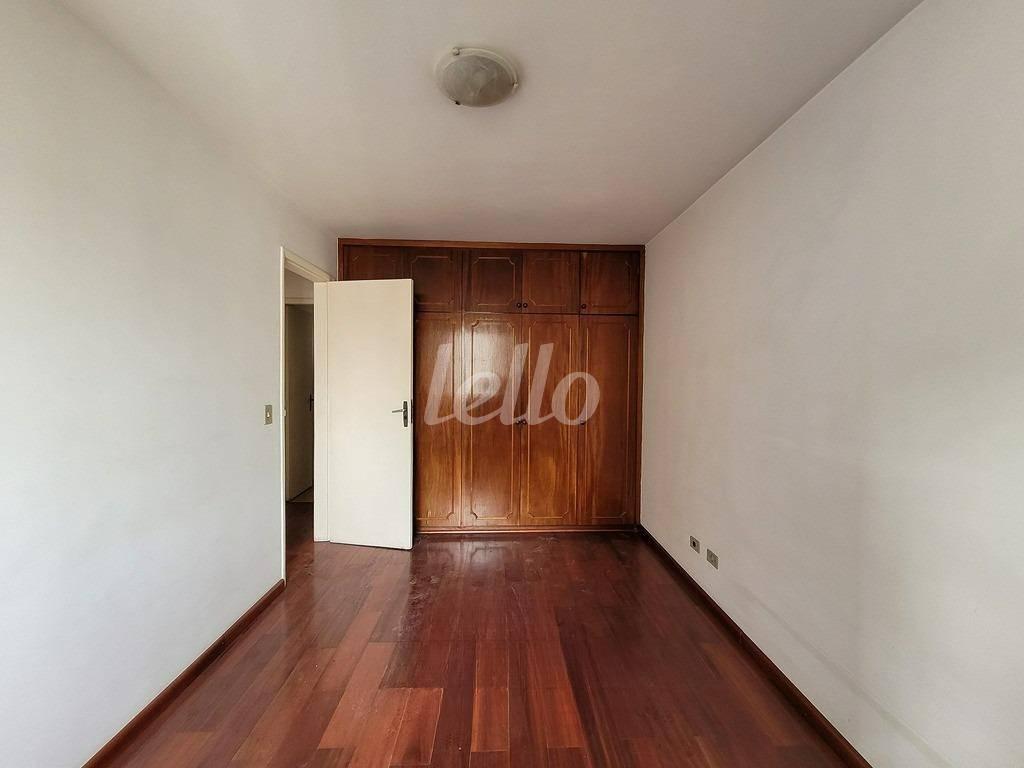 DORMITORIO 1 de Apartamento para alugar, Padrão com 77 m², 2 quartos e 1 vaga em Moema - São Paulo