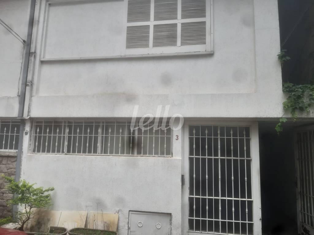 FACHADA de Casa à venda, de vila - sobrado com 136 m², 3 quartos e 3 vagas em Vila Olímpia - São Paulo