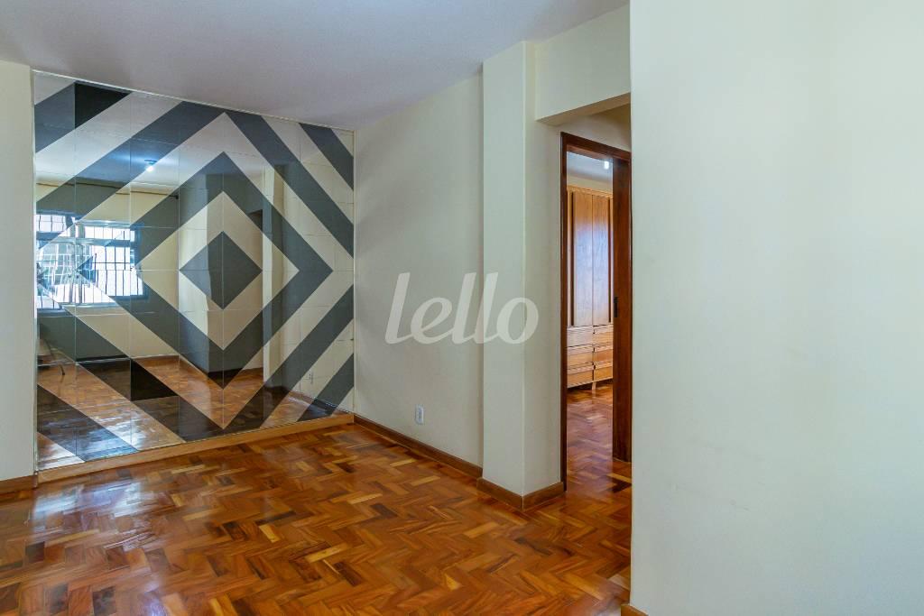 01SALA_002 de Apartamento para alugar, Padrão com 65 m², 2 quartos e em Jaguaré - São Paulo