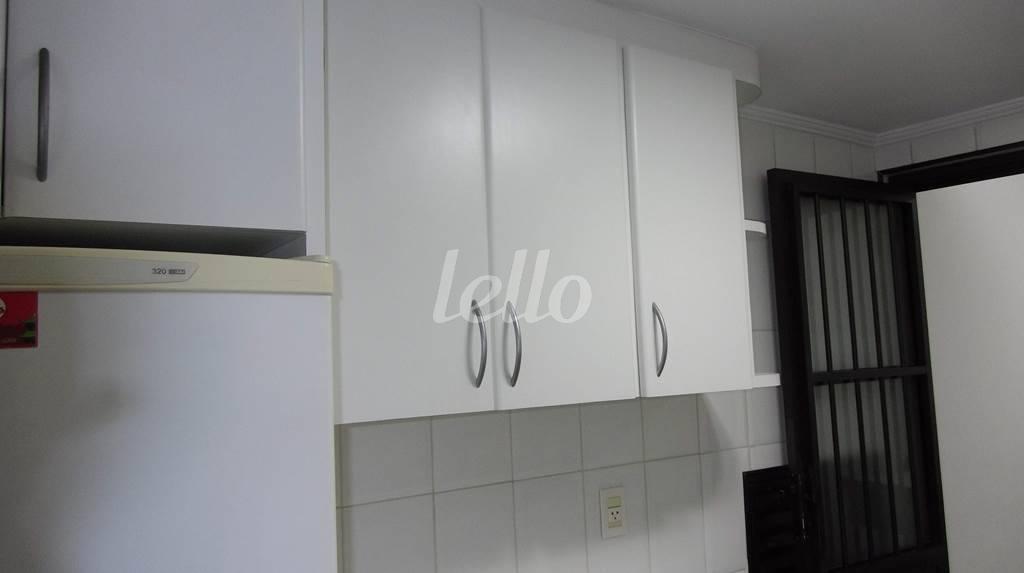 COZINHA de Casa para alugar, sobrado com 220 m², e 4 vagas em Indianópolis - São Paulo
