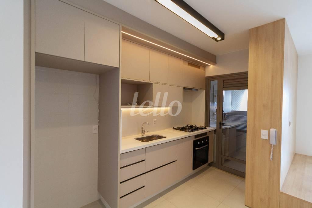 COZINHA de Apartamento para alugar, Padrão com 80 m², 3 quartos e 1 vaga em Butantã - São Paulo