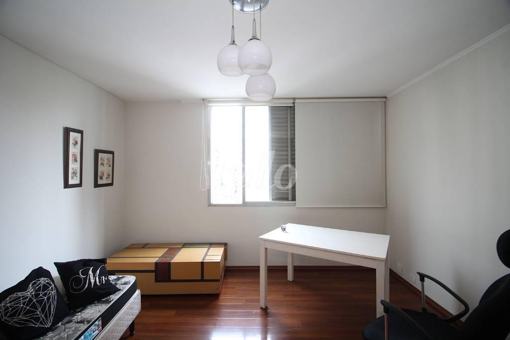DORMITÓRIO 3 de Apartamento à venda, Padrão com 229 m², 4 quartos e 3 vagas em Aclimação - São Paulo