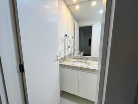 BANHEIRO de Apartamento à venda, Padrão com 74 m², 2 quartos e 2 vagas em Aclimação - São Paulo