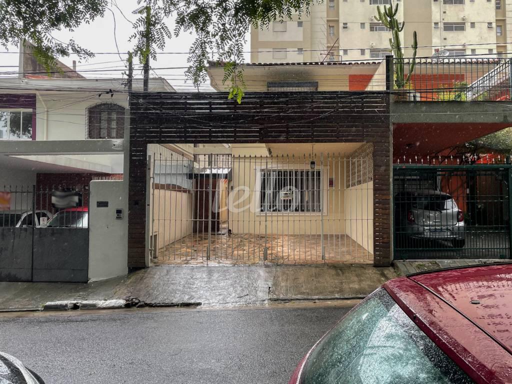 FACHADA de Casa para alugar, sobrado com 148 m², e 2 vagas em Santo Amaro - São Paulo