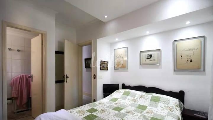 DORMITORIO de Apartamento à venda, Padrão com 120 m², 3 quartos e 1 vaga em Indianópolis - São Paulo