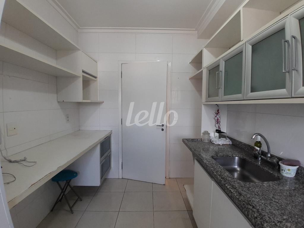 1-COZINHA de Apartamento para alugar, Padrão com 75 m², 2 quartos e 1 vaga em Vila Regente Feijó - São Paulo