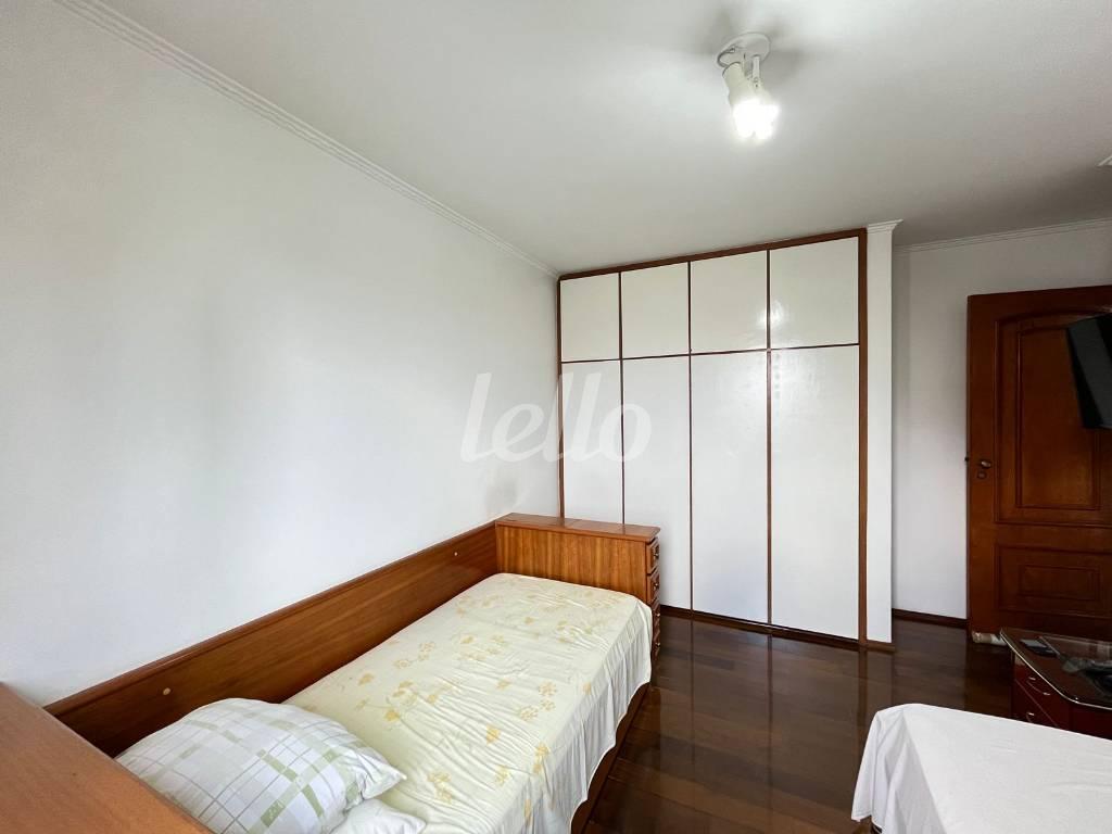 DORMITÓRIO de Apartamento à venda, Padrão com 133 m², 3 quartos e 2 vagas em Vila Gomes Cardim - São Paulo
