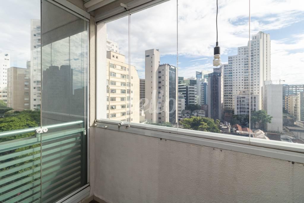 SALA de Sala / Conjunto para alugar, Padrão com 39 m², e 1 vaga em Cerqueira César - São Paulo