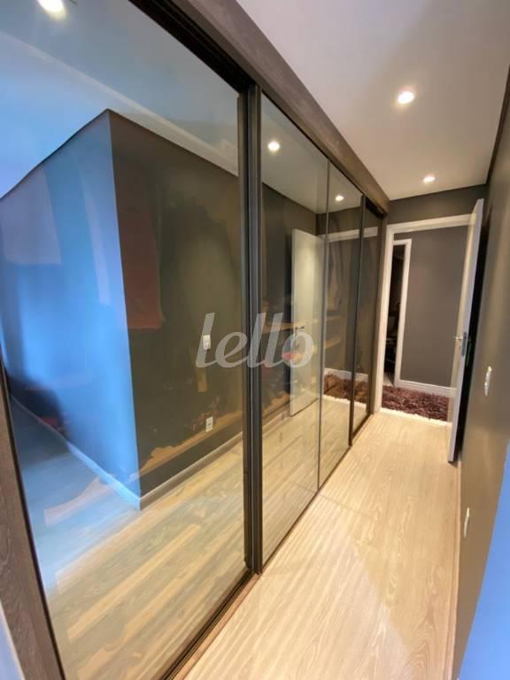 CLOSET de Apartamento à venda, Padrão com 116 m², 3 quartos e 2 vagas em Vila Valparaíso - Santo André