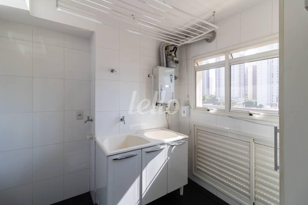 36 AREA DE SERVIC¸O de Apartamento à venda, Padrão com 182 m², 3 quartos e 3 vagas em Vila Gomes Cardim - São Paulo