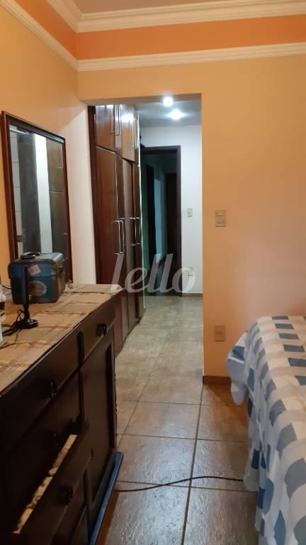 QUARTO de Apartamento à venda, Padrão com 147 m², 3 quartos e 3 vagas em Vila Curuca - Santo André