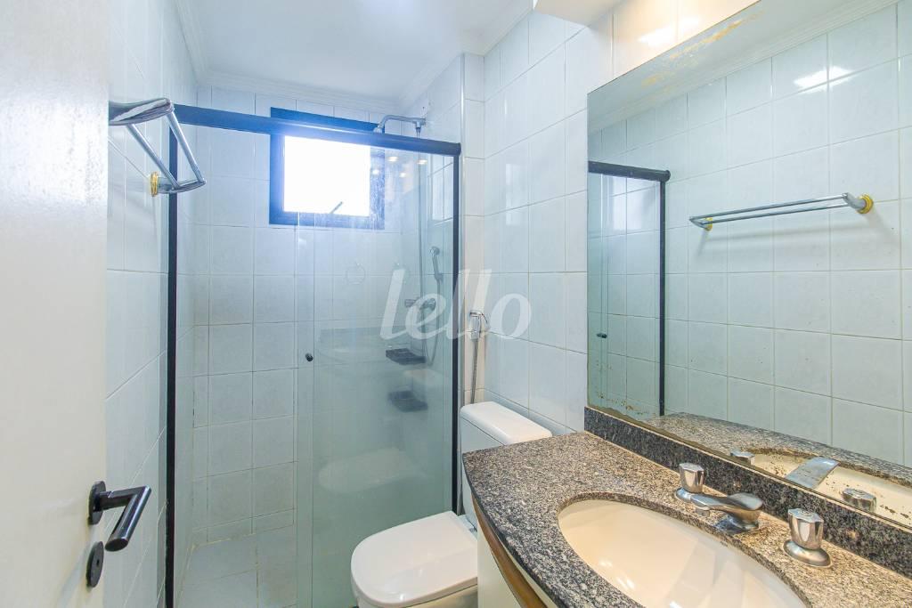 BANHEIRO SOCIAL de Apartamento para alugar, Padrão com 96 m², 3 quartos e 2 vagas em Vila Mascote - São Paulo