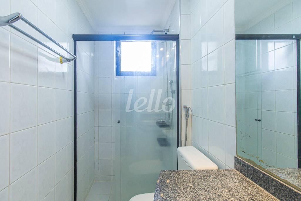 BANHEIRO SOCIAL de Apartamento para alugar, Padrão com 96 m², 3 quartos e 2 vagas em Vila Mascote - São Paulo