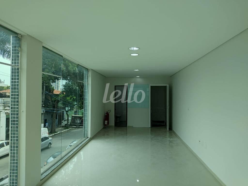 PISO SUPERIOR de Prédio Comercial para alugar, Monousuário com 140 m², e em Vila Gomes Cardim - São Paulo