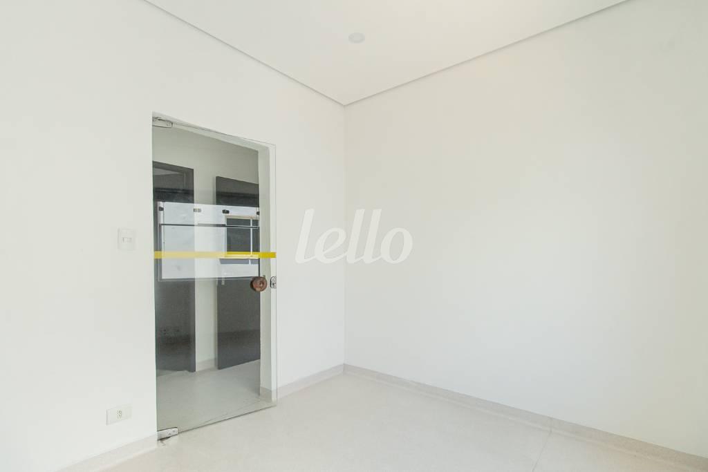01SALA de Casa para alugar, sobrado com 720 m², e 12 vagas em Jardim Paulista - São Paulo