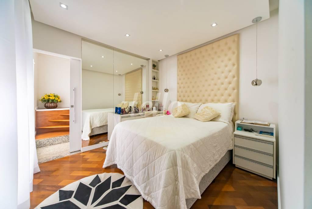 SUÍTE de Casa à venda, em condomínio - sobrado com 129 m², 3 quartos e 3 vagas em Vila América - Santo André