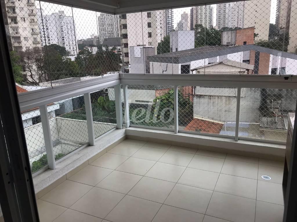 VARANDA de Apartamento à venda, Padrão com 46 m², 1 quarto e 1 vaga em Vila Mariana - São Paulo