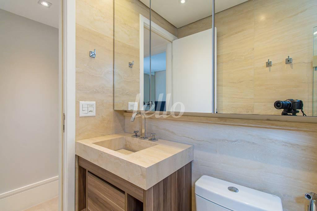 03BANHEIRO-SOCIAL_003 de Apartamento à venda, Padrão com 80 m², 2 quartos e 2 vagas em Itaim Bibi - São Paulo