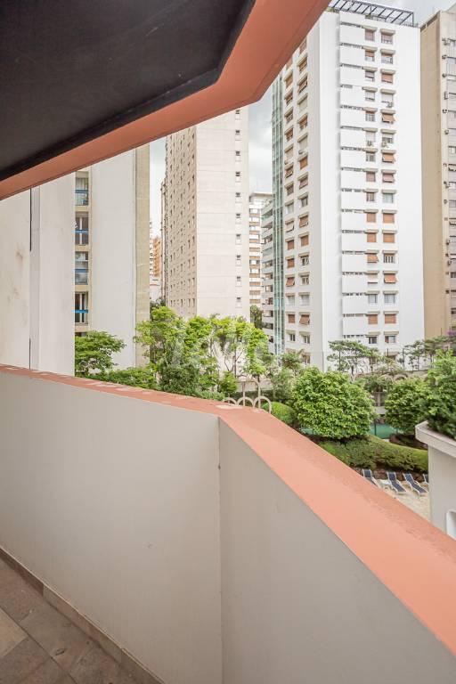 SACADA de Apartamento para alugar, Padrão com 97 m², 3 quartos e 2 vagas em Santa Cecília - São Paulo