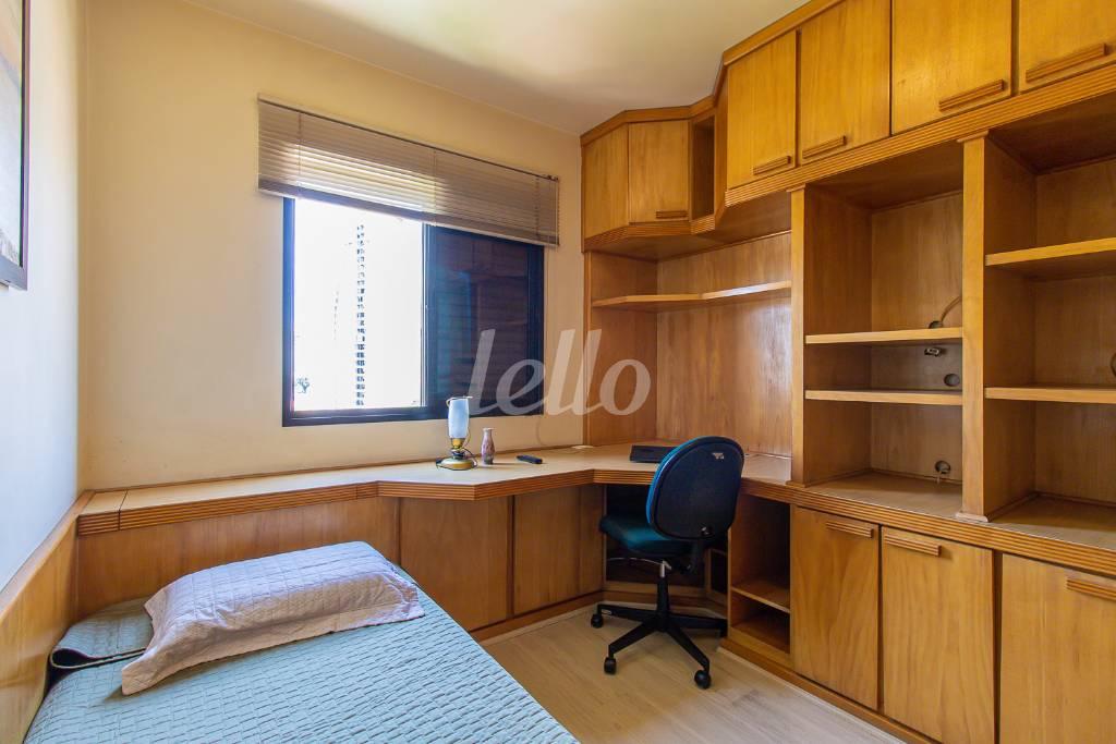 DORMITORIO 3 de Apartamento para alugar, Padrão com 118 m², 3 quartos e 3 vagas em Vila Mariana - São Paulo