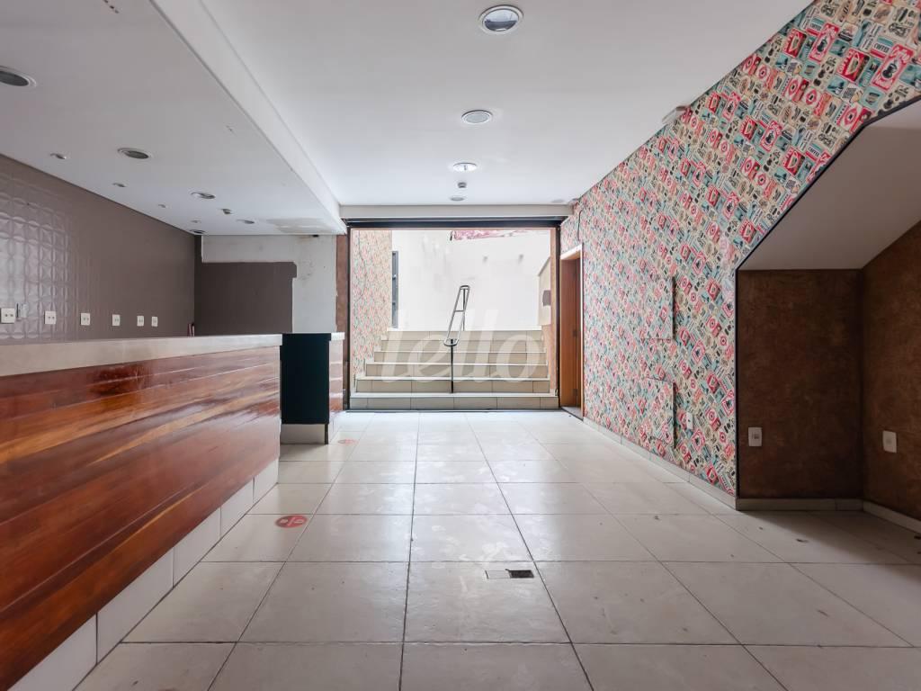 LOJA de Loja para alugar, Padrão com 500 m², e em Liberdade - São Paulo
