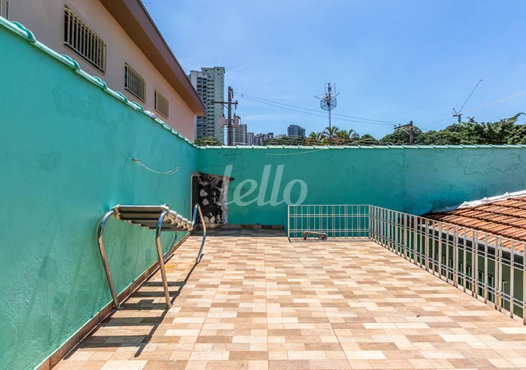 ÁREA EXTERNA de Casa para alugar, sobrado com 280 m², e 2 vagas em Vila Regente Feijó - São Paulo