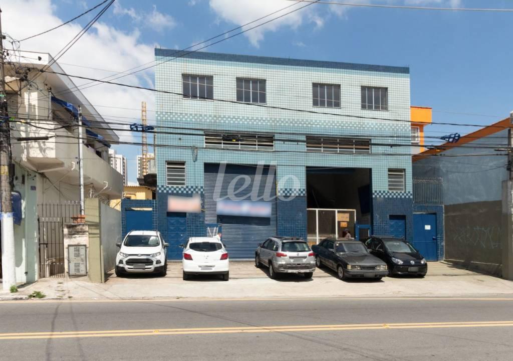 FACHADA de Loja para alugar, Padrão com 135 m², e 4 vagas em Itaberaba - São Paulo